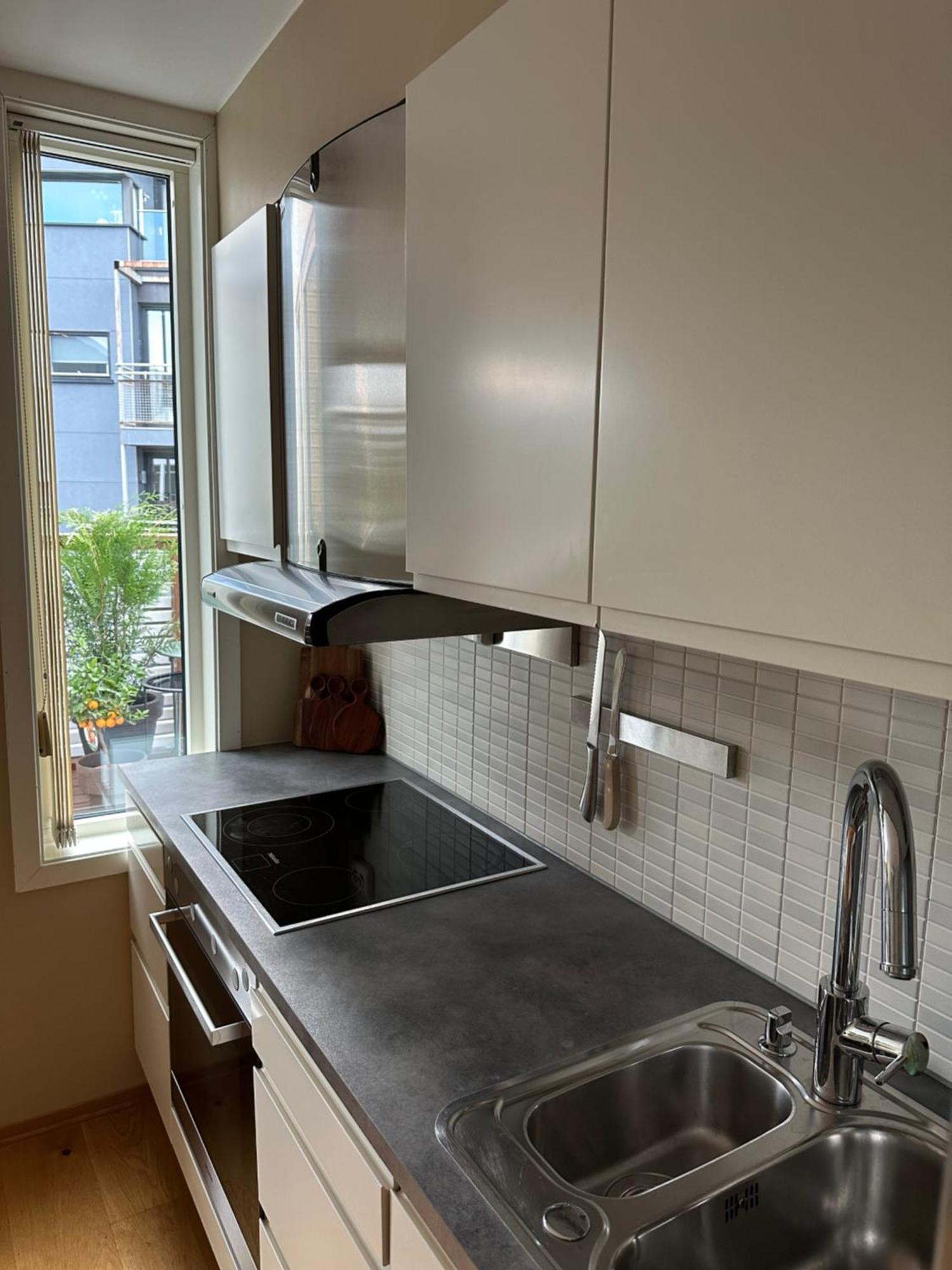 Urban And Quiet Apartment In City Centrum Тромсе Екстер'єр фото
